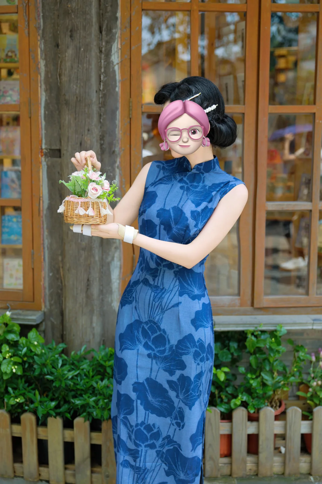 莲花的买家秀 ｜蓝色旗袍和手推波好搭呀