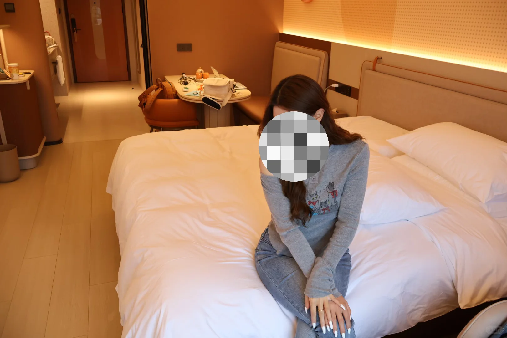 解封第一弹，老婆当模特