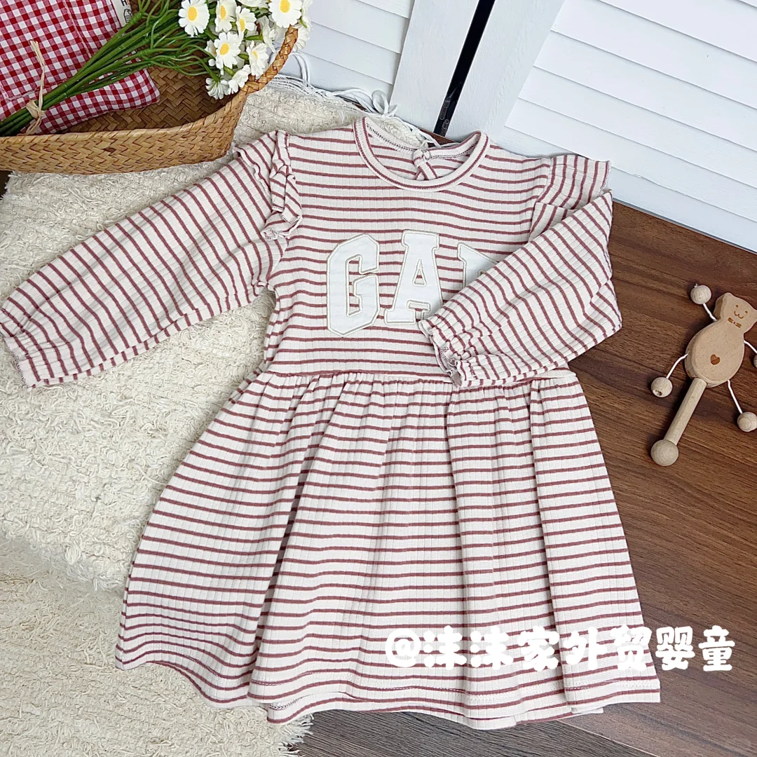 是女🦢喜欢的飞飞袖小裙子呀！