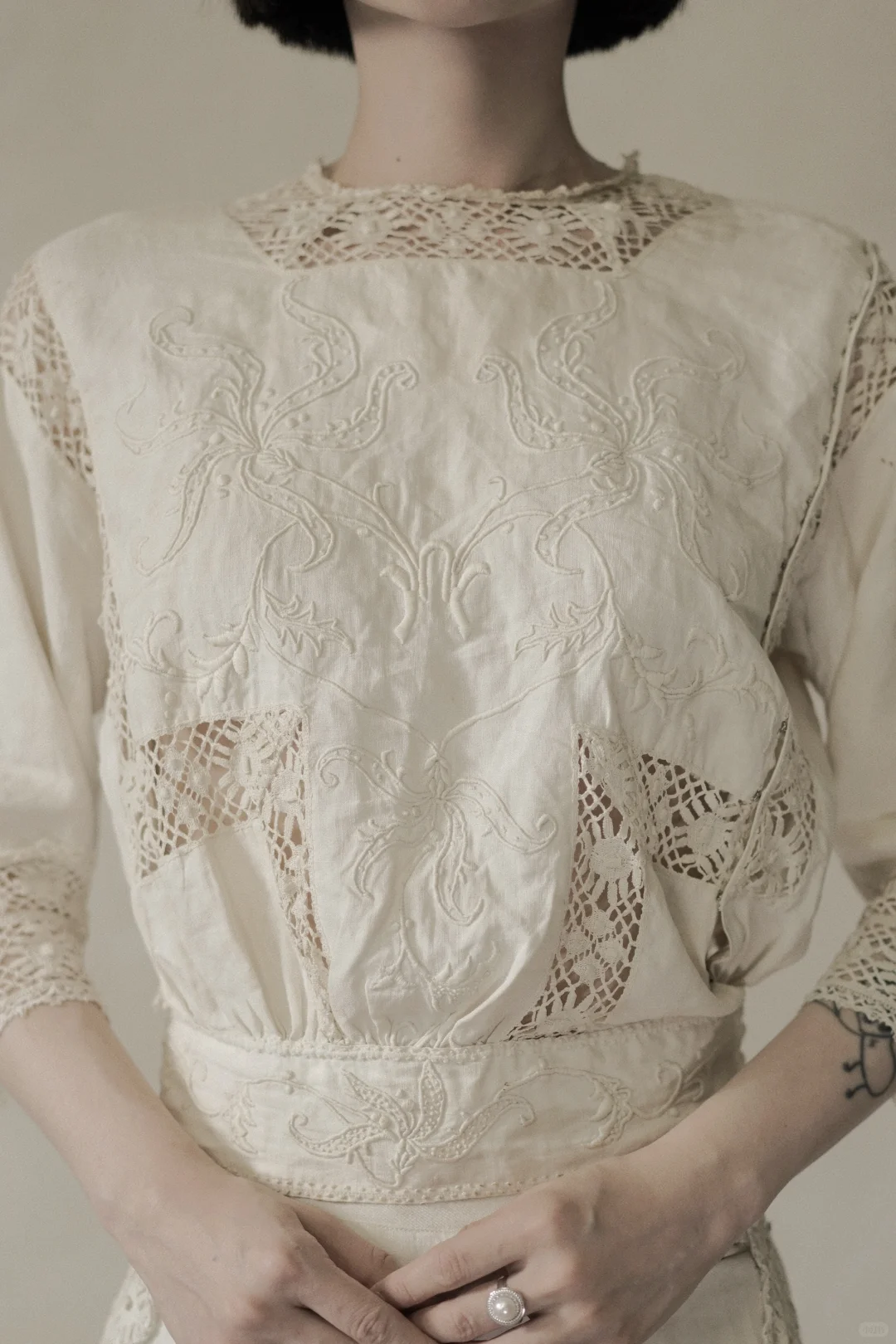 古董衣的优雅步伐