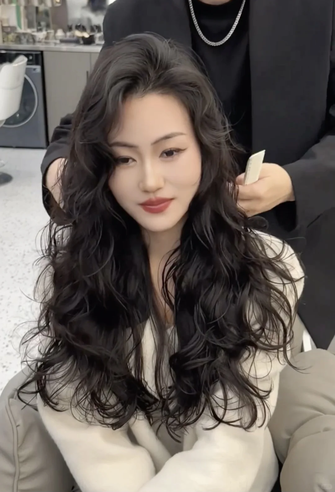 惠州方圆脸的姐妹都给我去烫这款云朵烫卷发