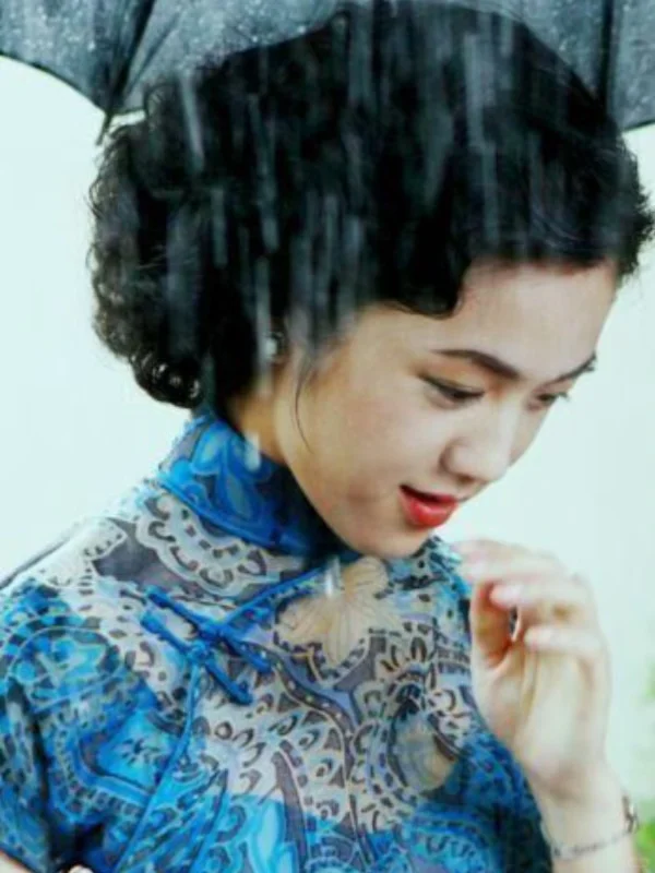 《色｜戒》汤唯和她的 27 套旗袍