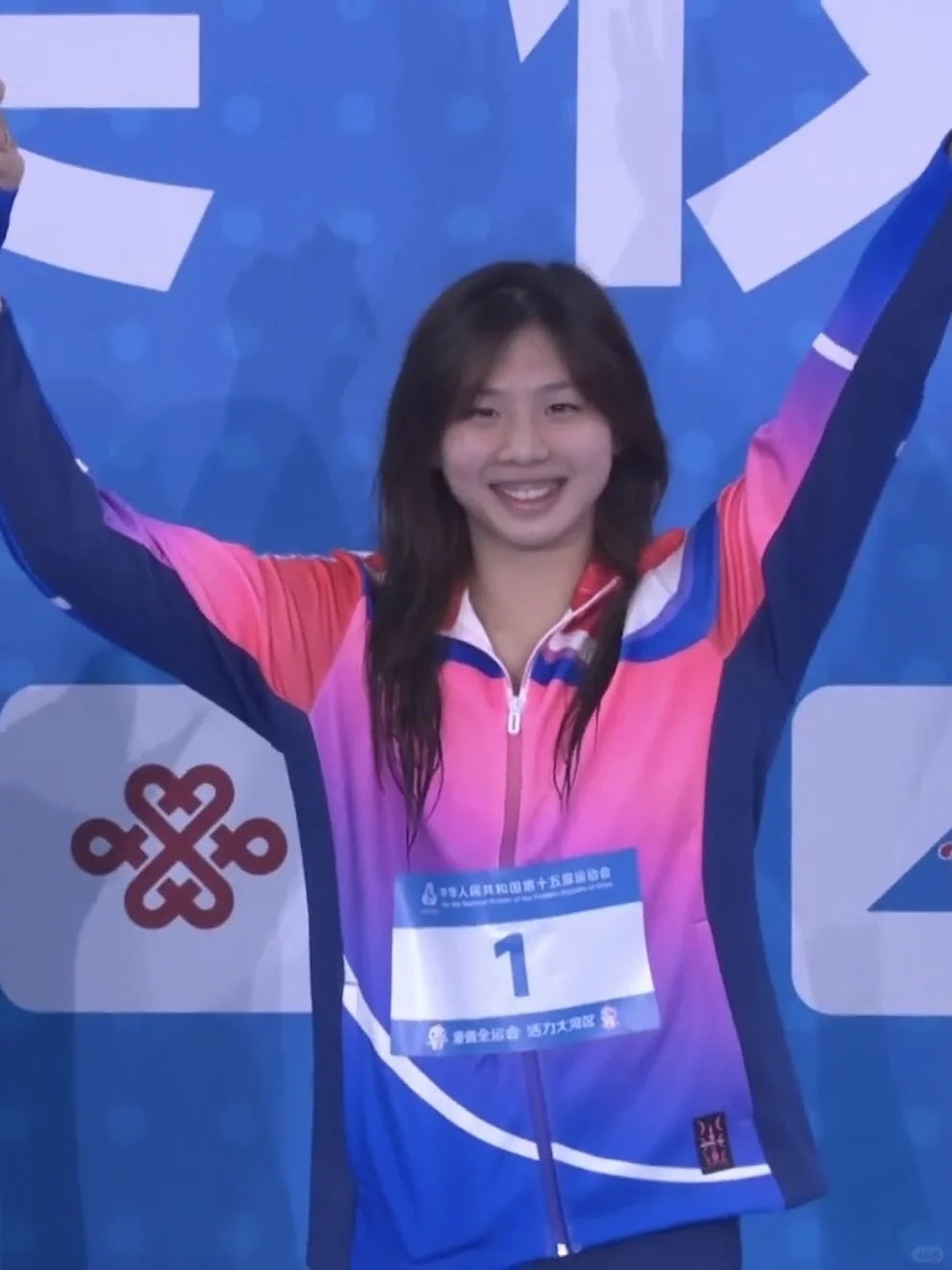 唐钱婷美美哒！