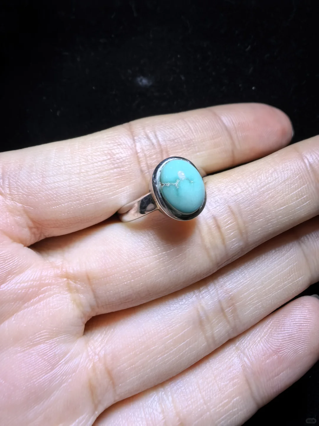 纯天然原矿绿松石高瓷蓝女戒，清新淡雅，精