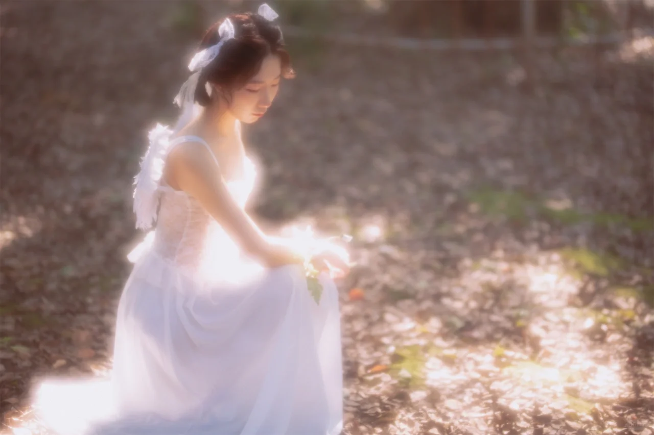 发光的少女|天使之翼