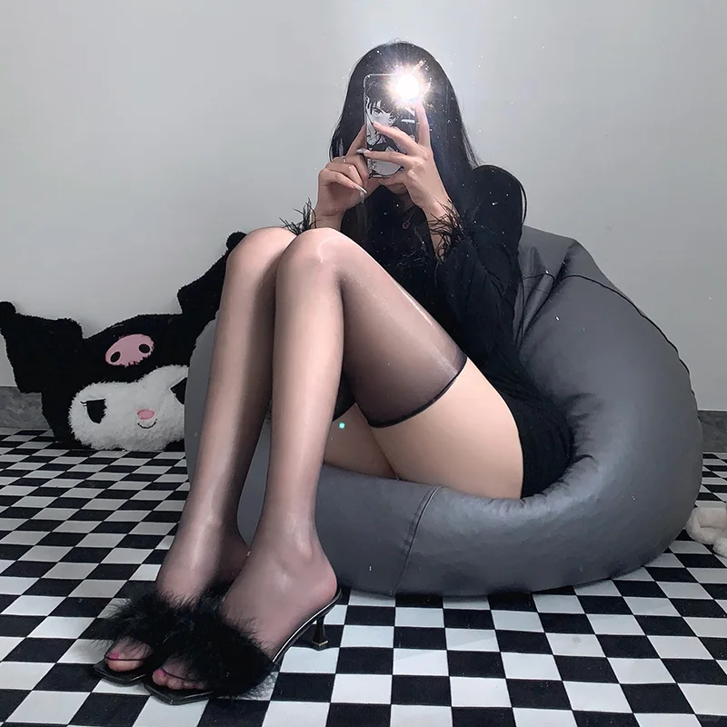 和腿合个照吧！油光袜