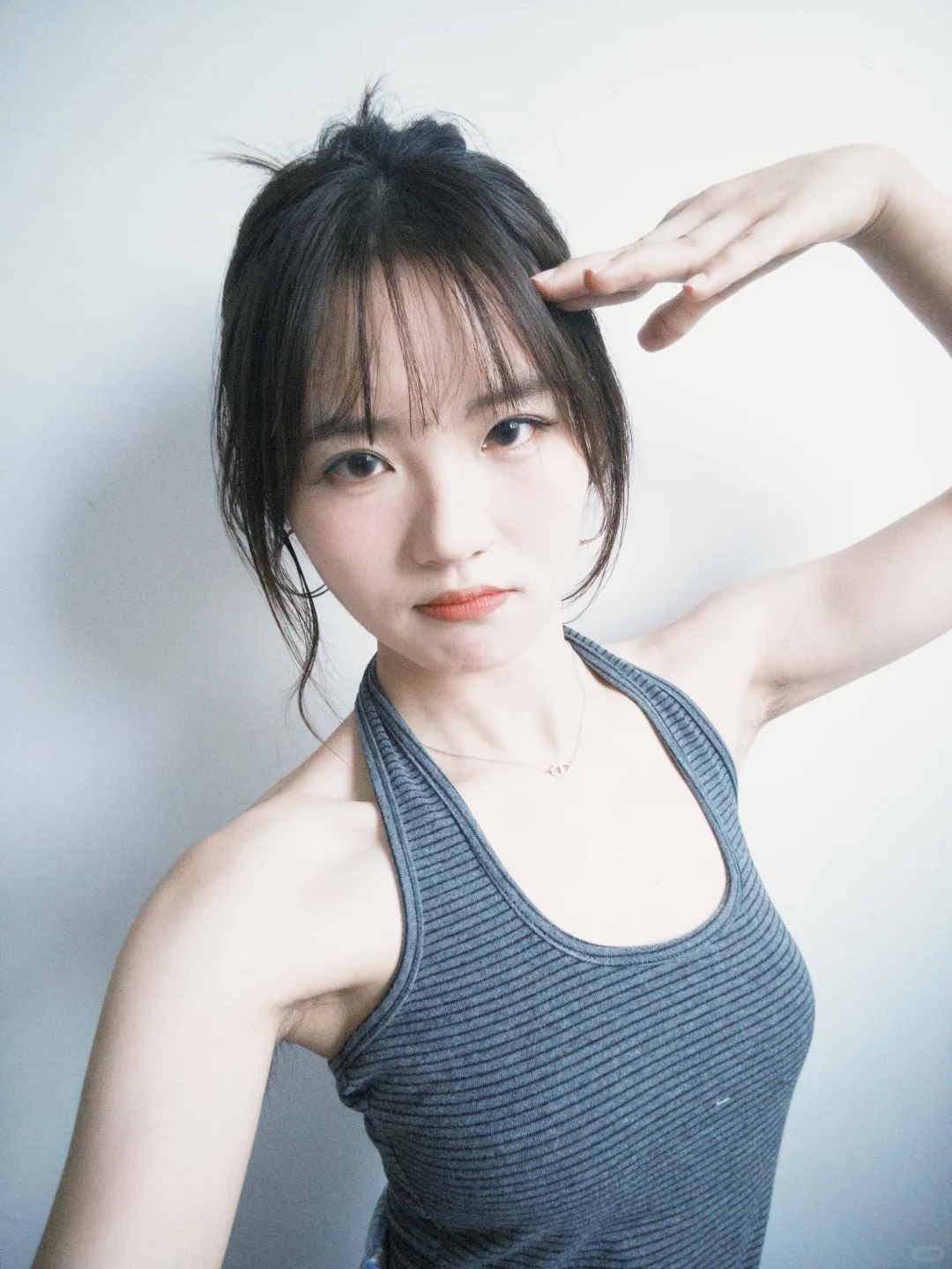 夏天穿吊带简直太舒服了