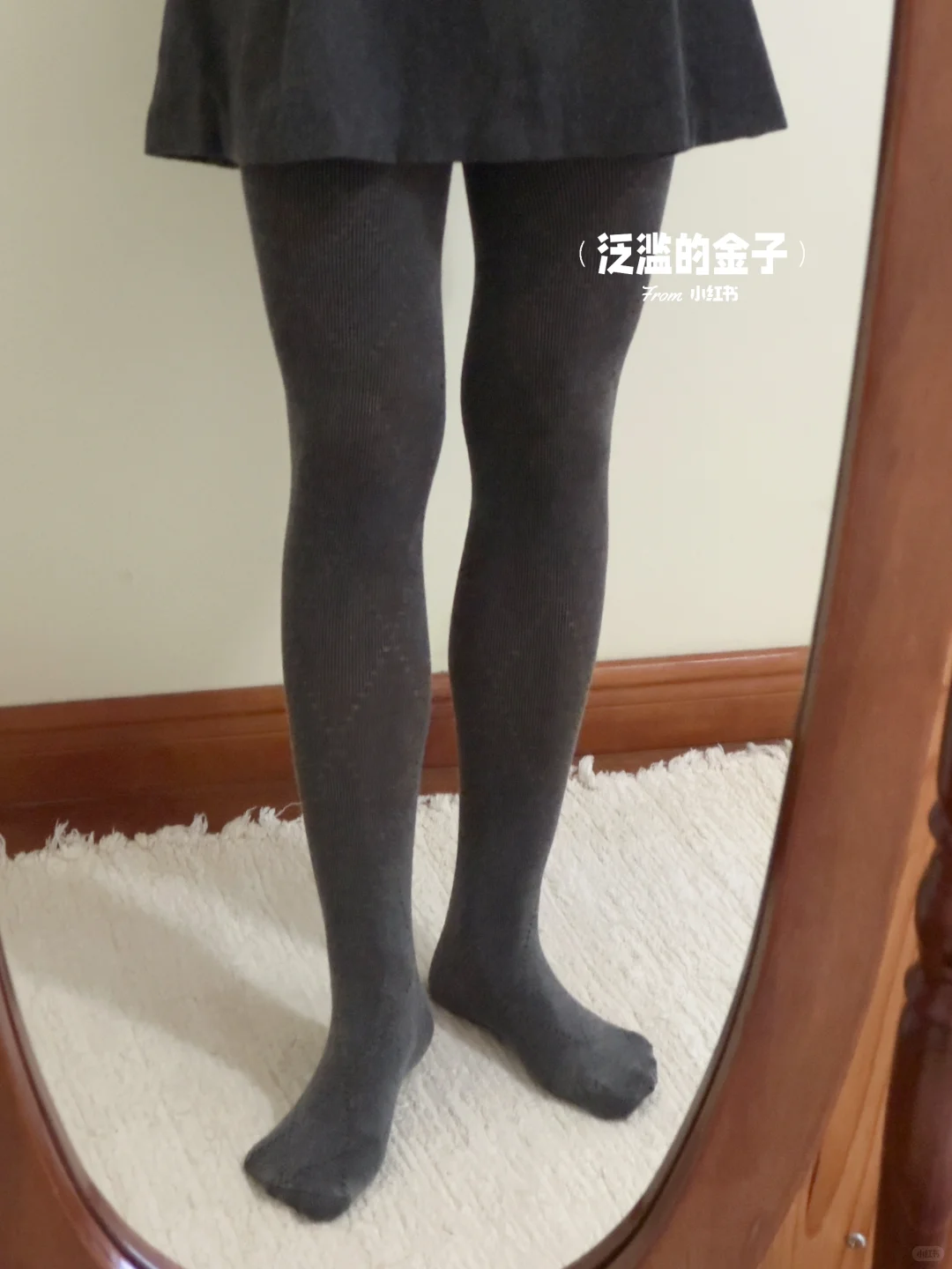 跟着Jennie穿白蕾丝⋆ •͈˽•͈ ⋆腿袜推荐