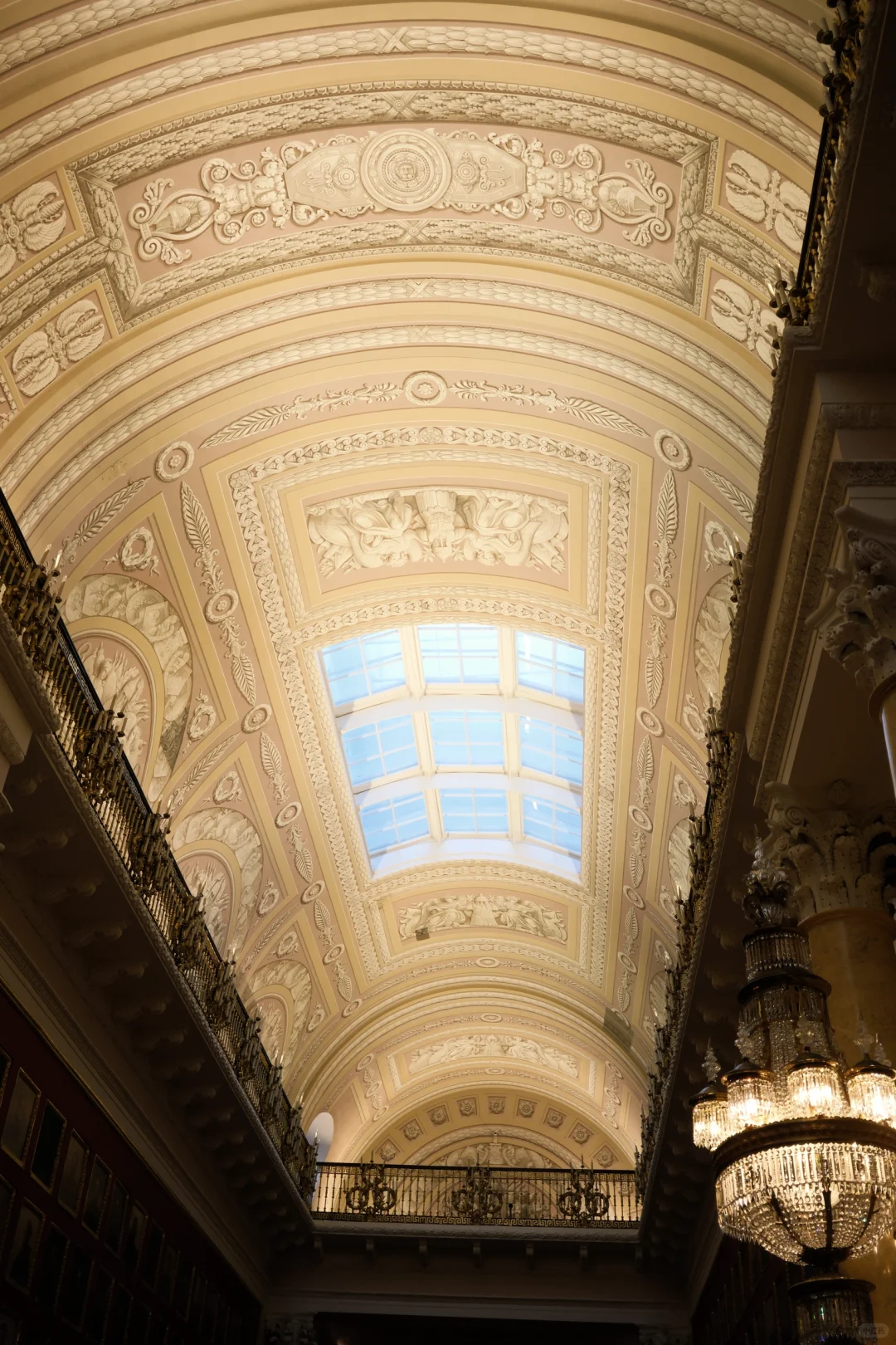 🇷🇺穿漂亮裙子到冬宫真的会收费10000🦌