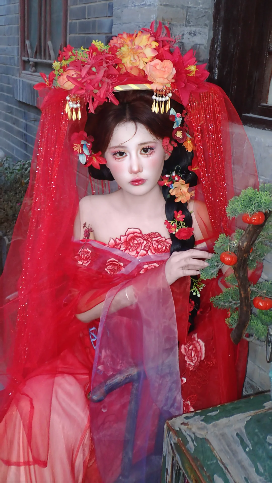 今天是石榴花成精啦