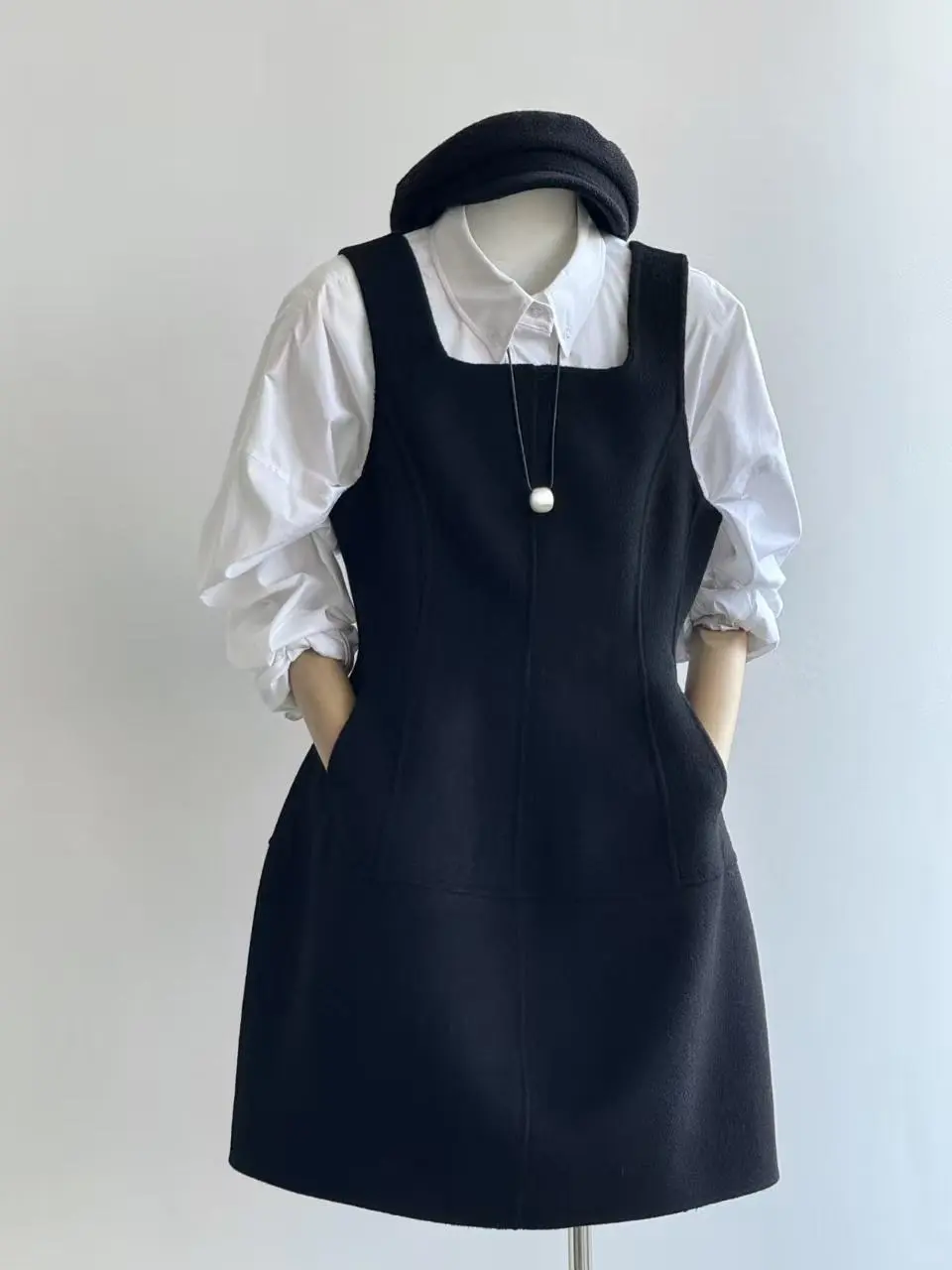 感谢收腰小黑裙🖤盘活了好多内搭