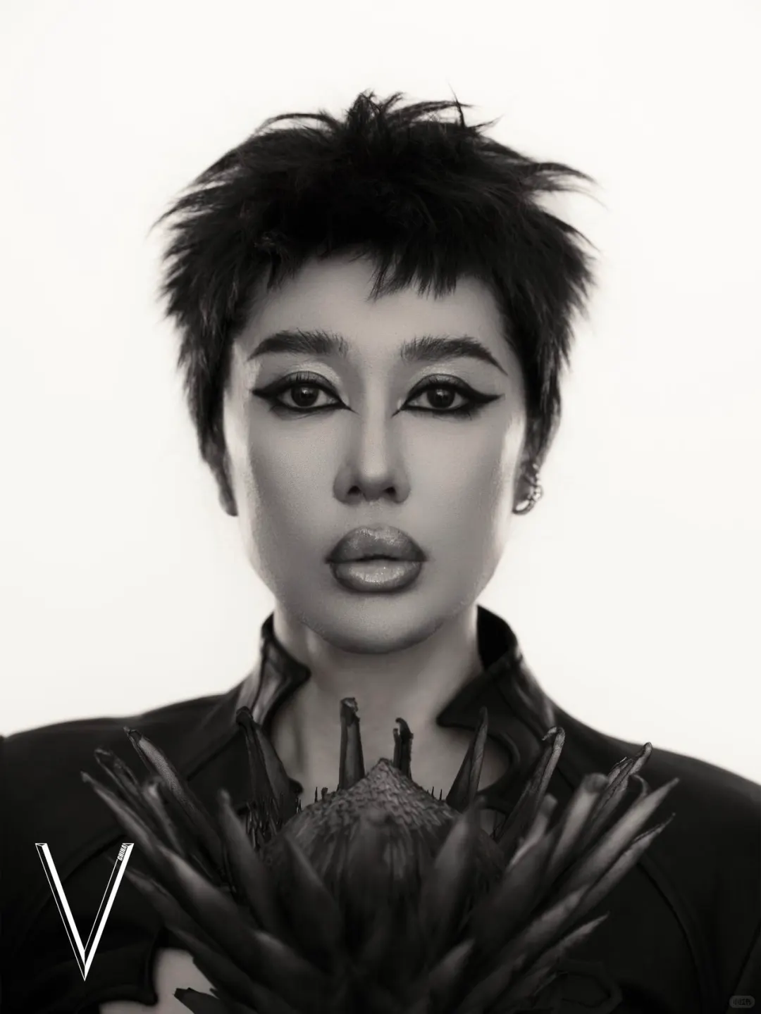 冬夏女王的时装也依旧迷人