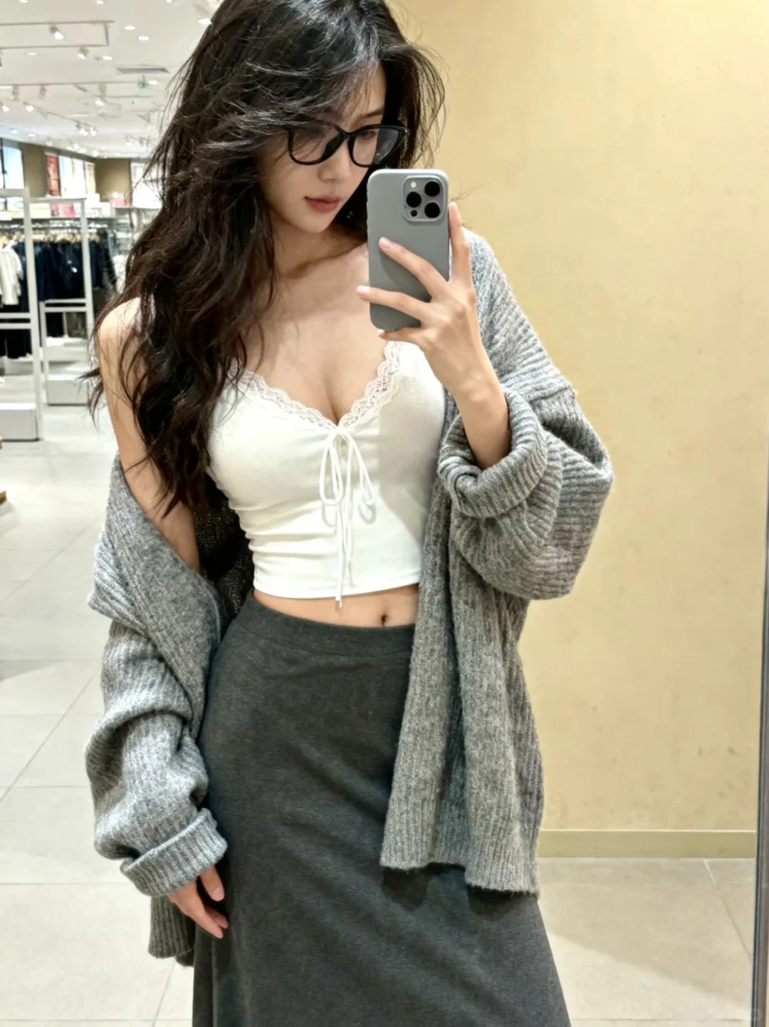 我看过沙漠下暴雨，看过大海亲吻鲨鱼