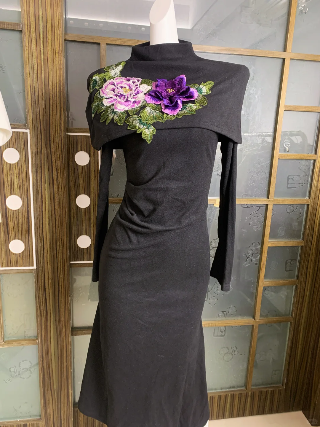 独特又神秘的美人