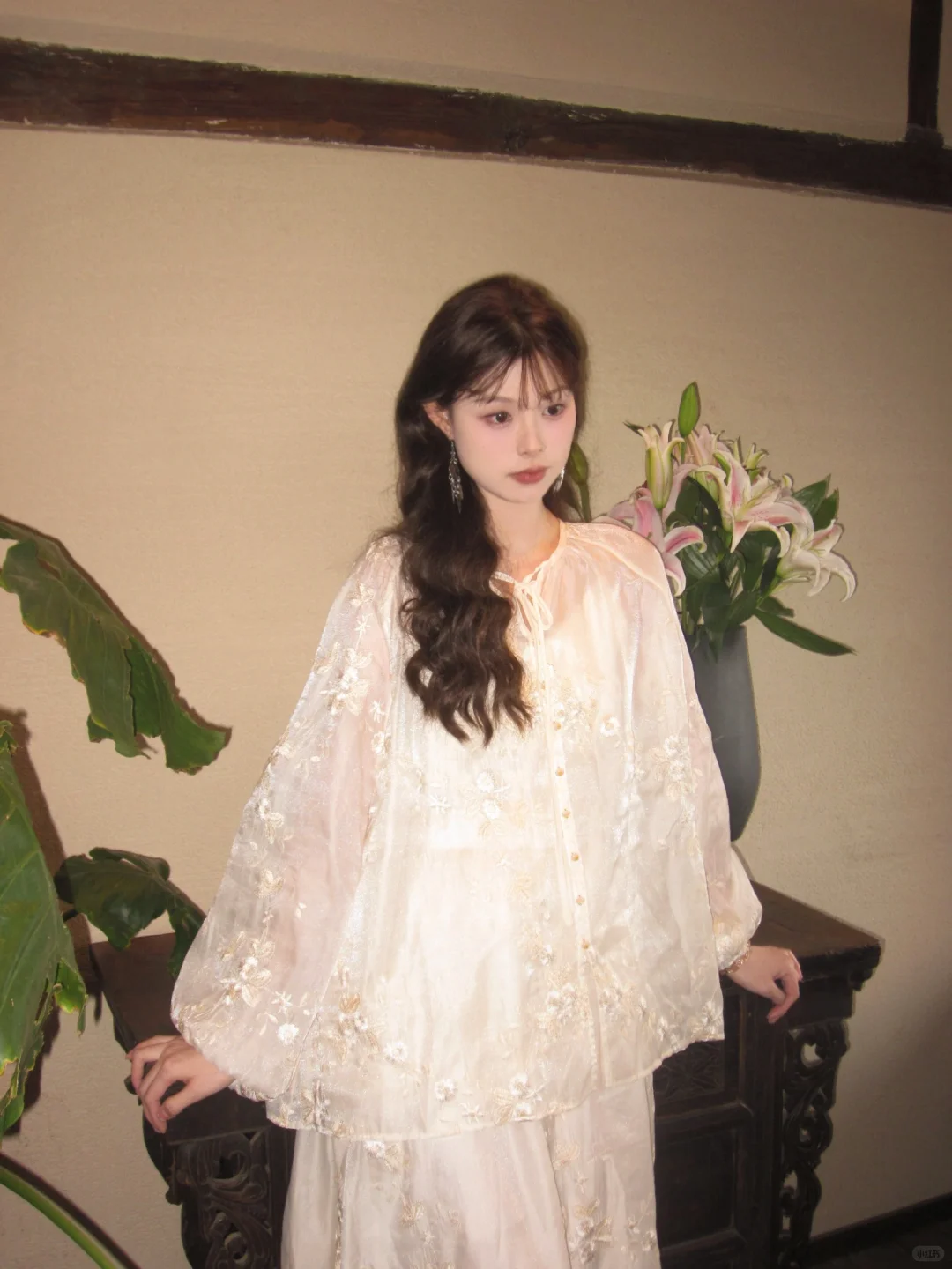 一眼沦陷|新中式国风刺绣白裙，温柔白月光