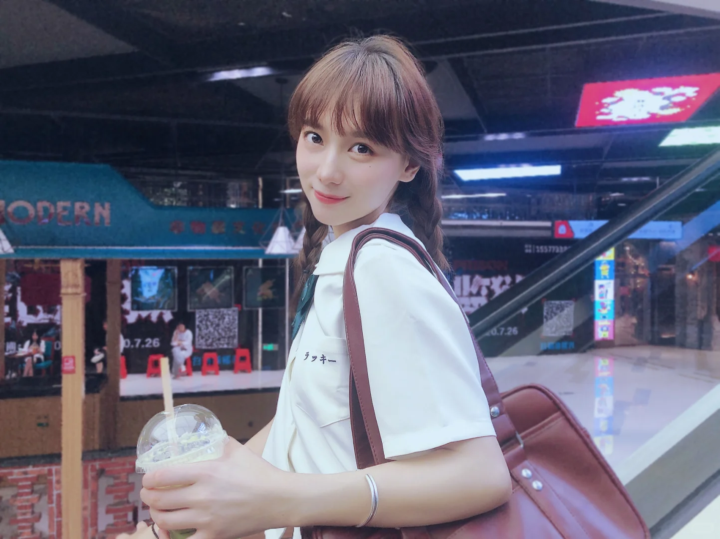 做一个快乐的jk女孩