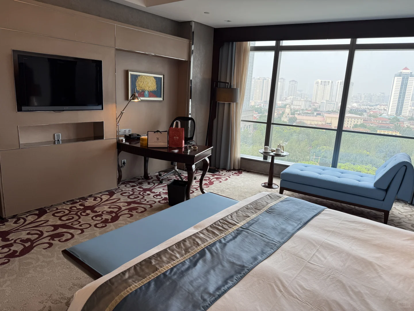 只爱维秘的睡衣，蕾丝大露背，太高级了😍