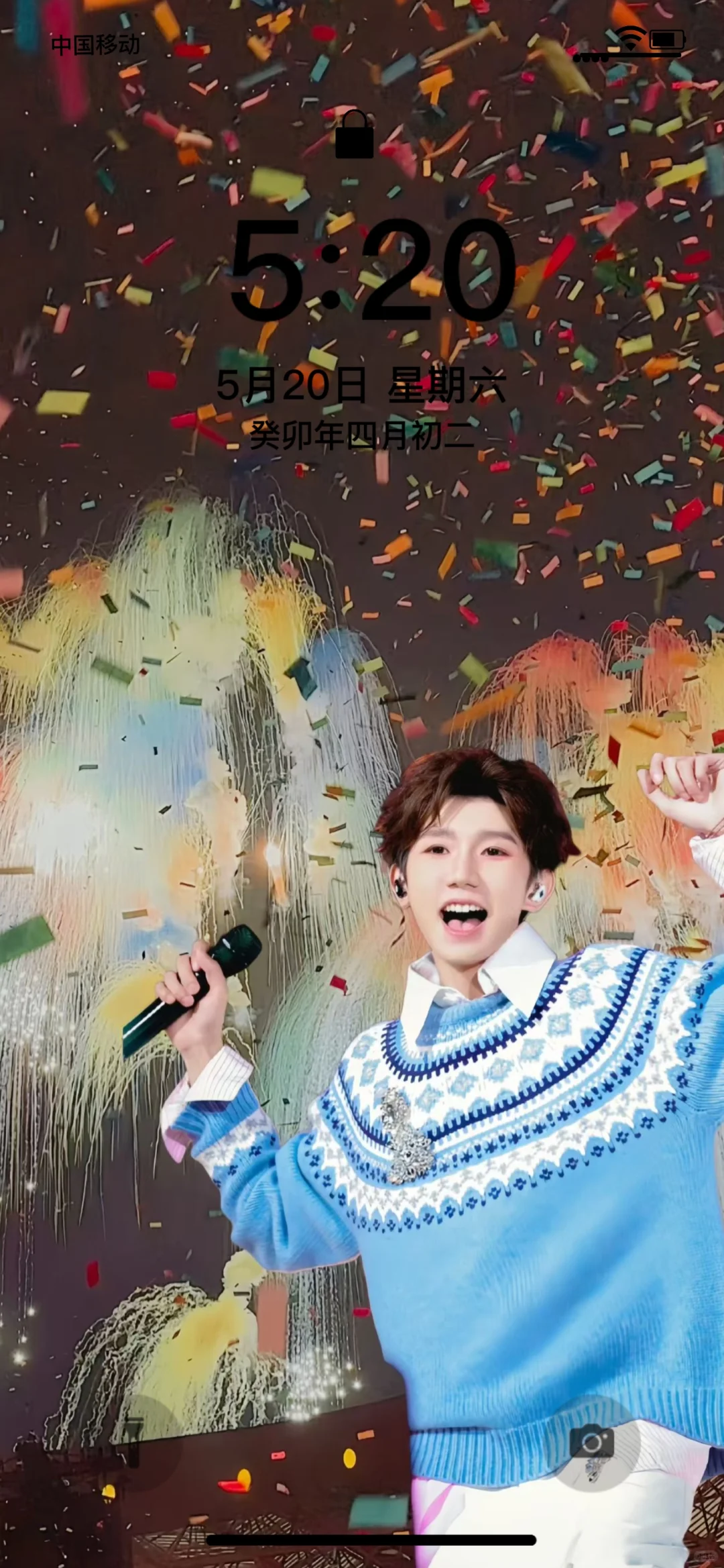 这壁纸也太好看了吧😍😍😍！😭😭