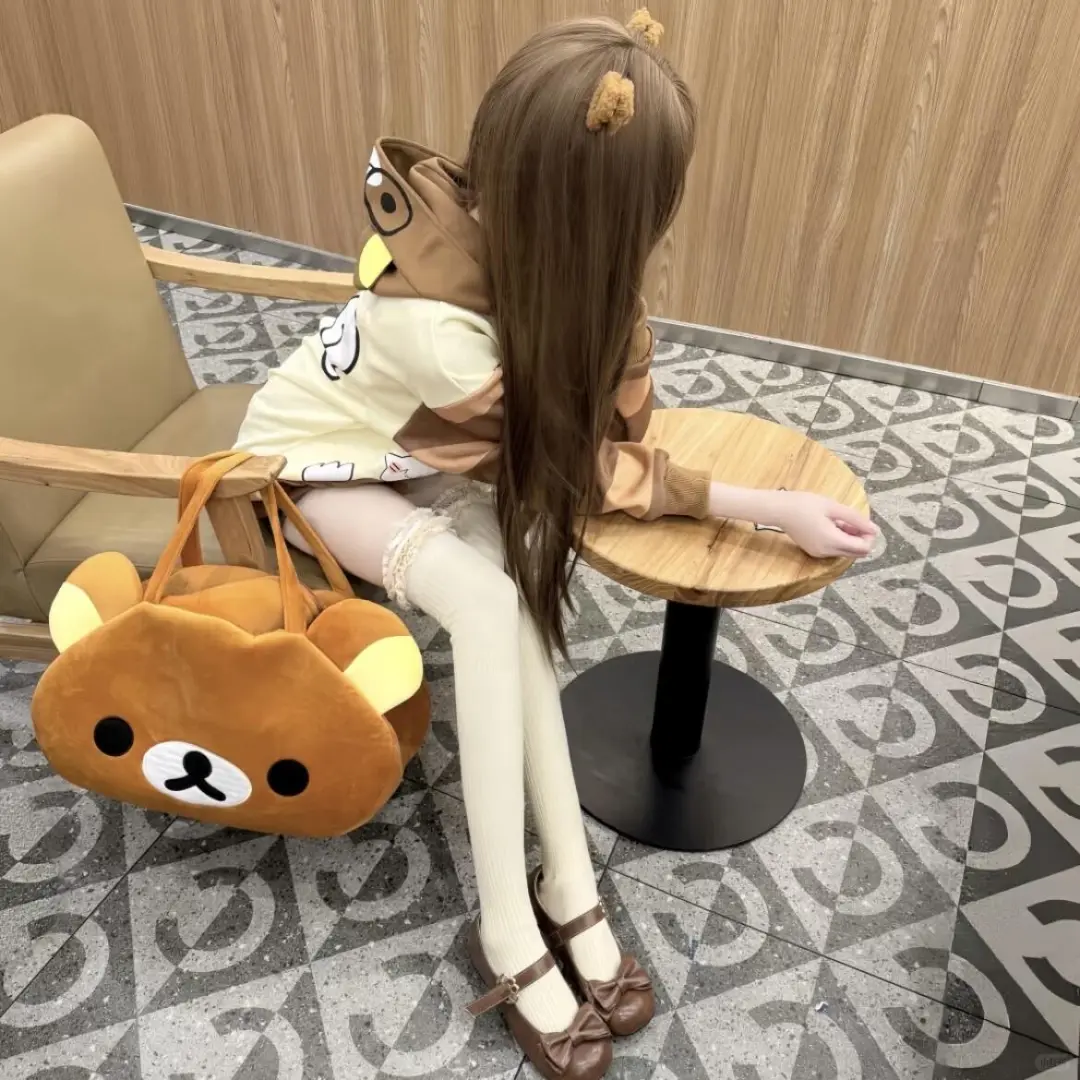 微弱的誓言在单调的雨中回响