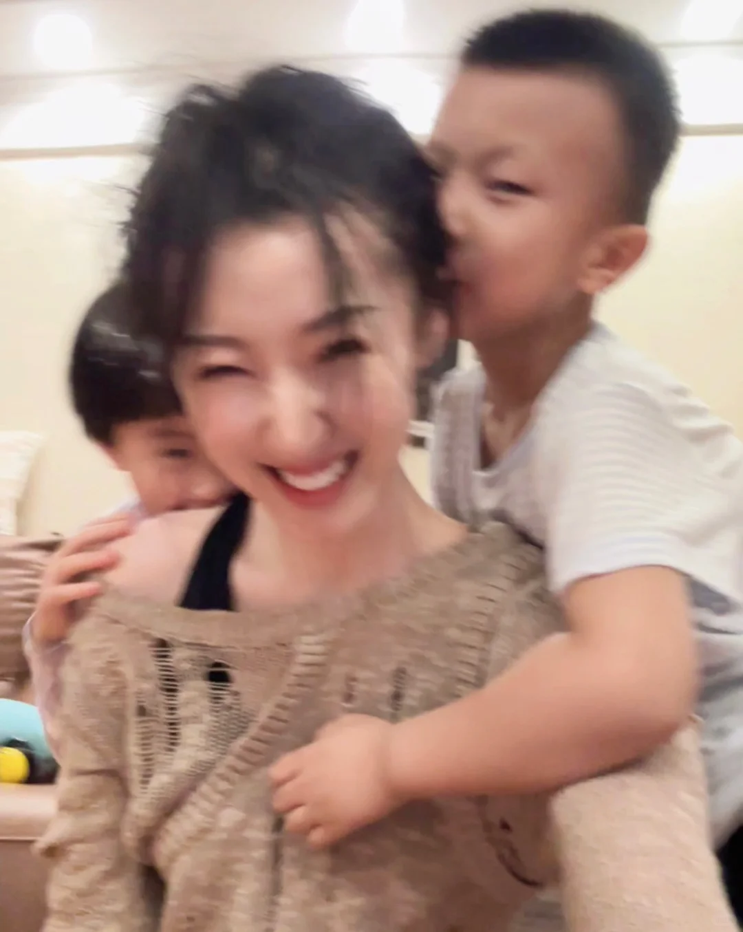 少妇回家前vs回家后