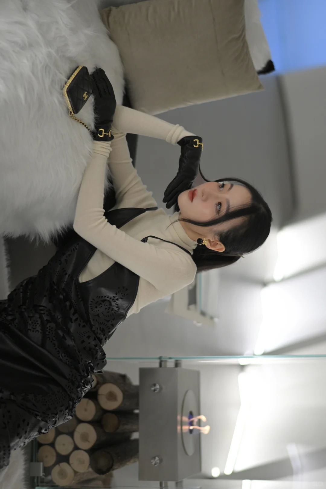 火焰一样危险又迷人的女人