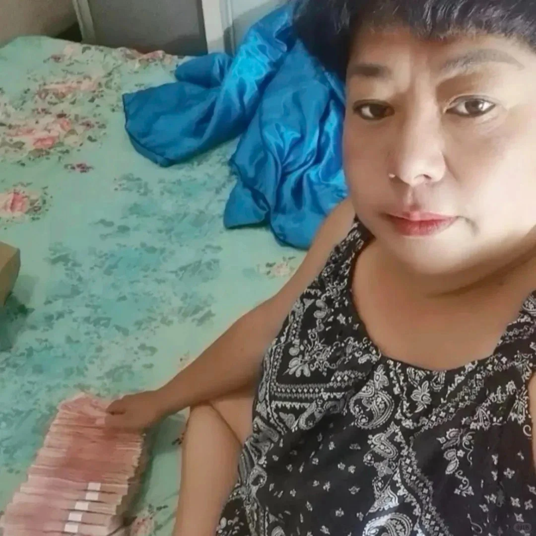 𝐒𝐇𝐀𝐑𝐄 / 熟女专用头像