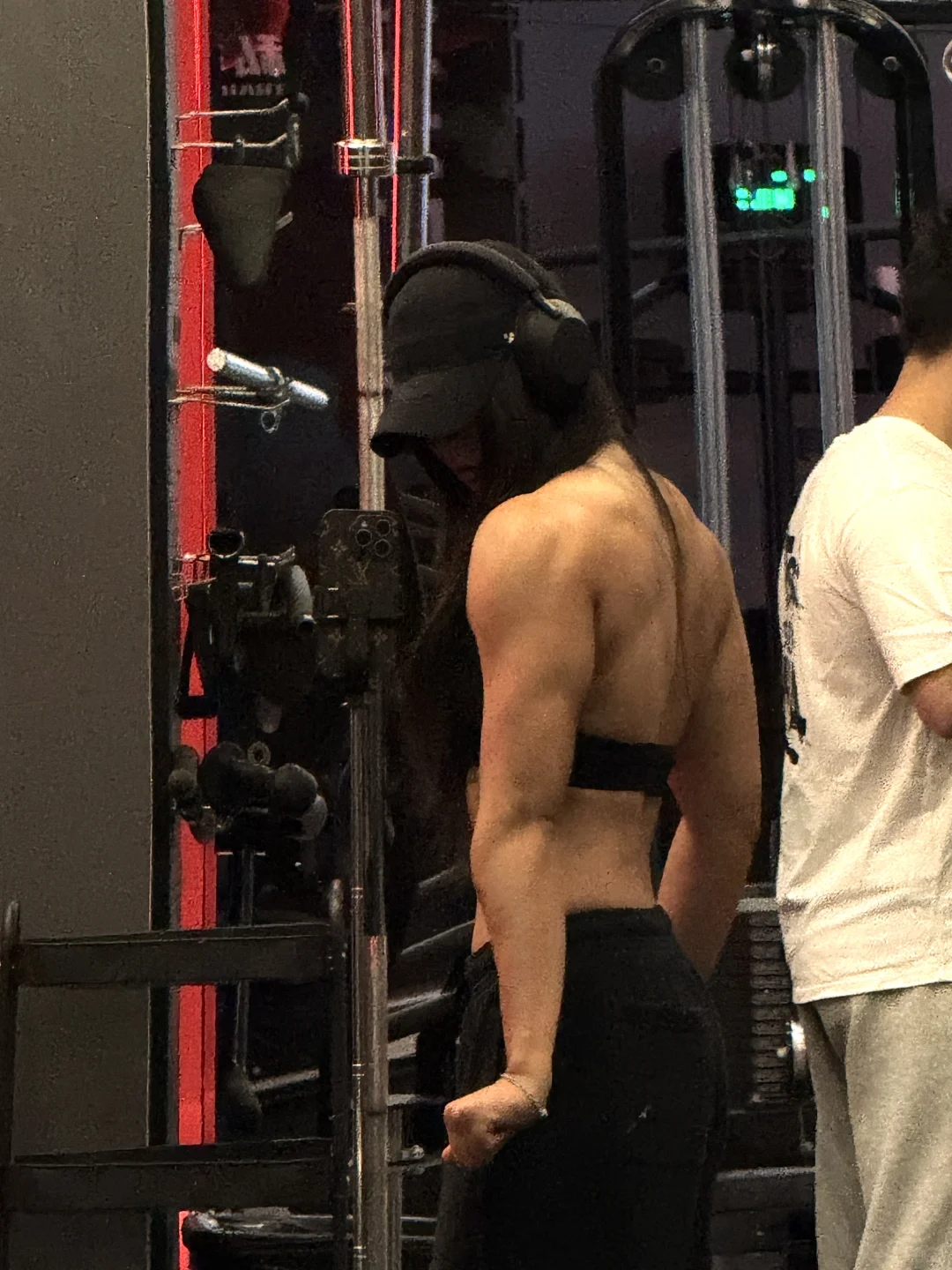 今天又练肩了宝宝🍼