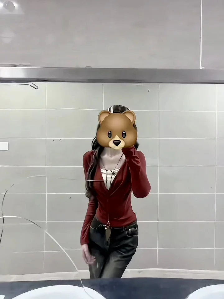 明媚中带点古早感！显身材一绝很难不心动!!