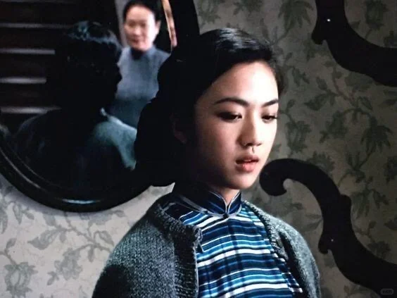 《色｜戒》汤唯和她的 27 套旗袍