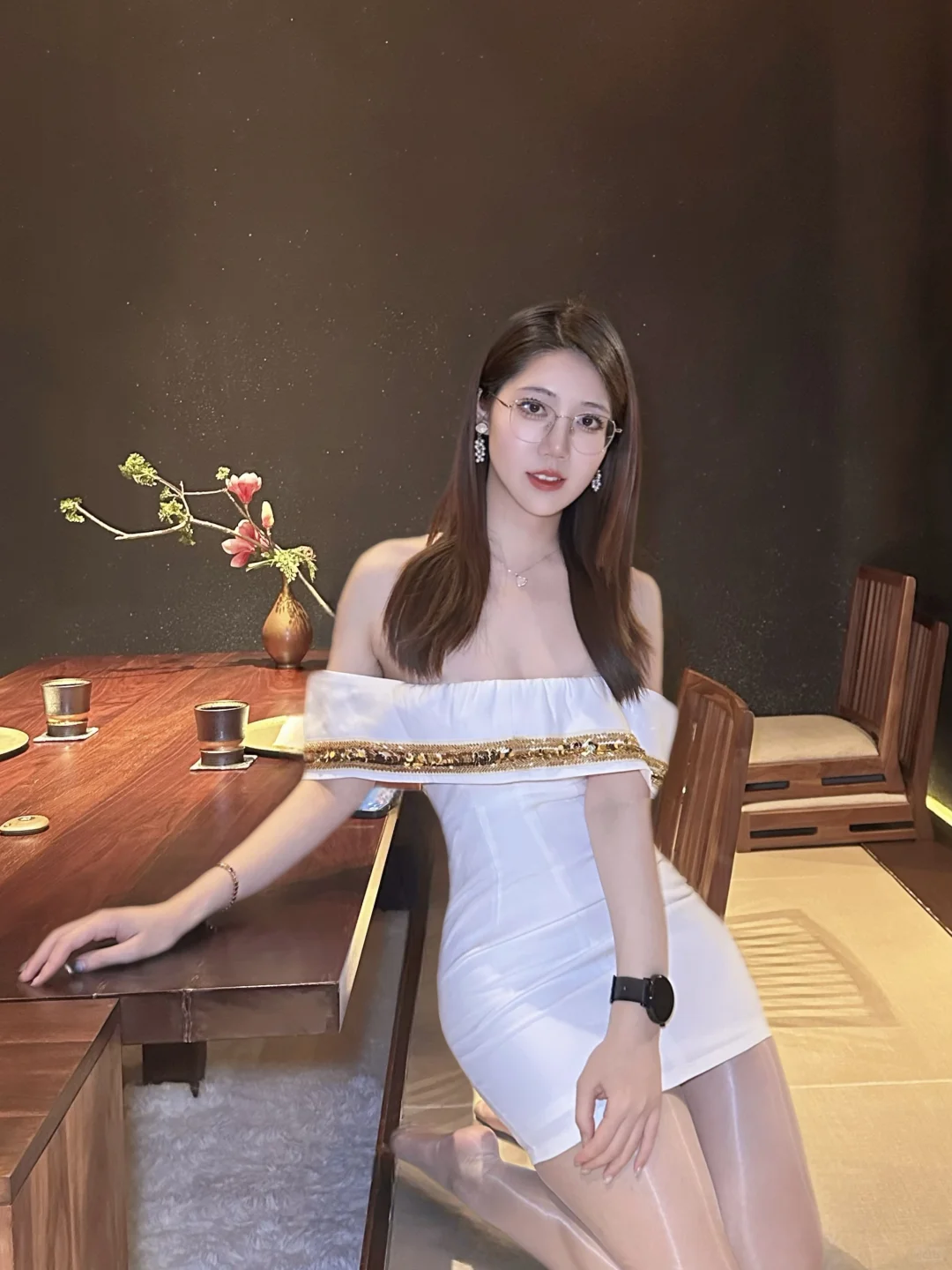 吃omakase的小女孩