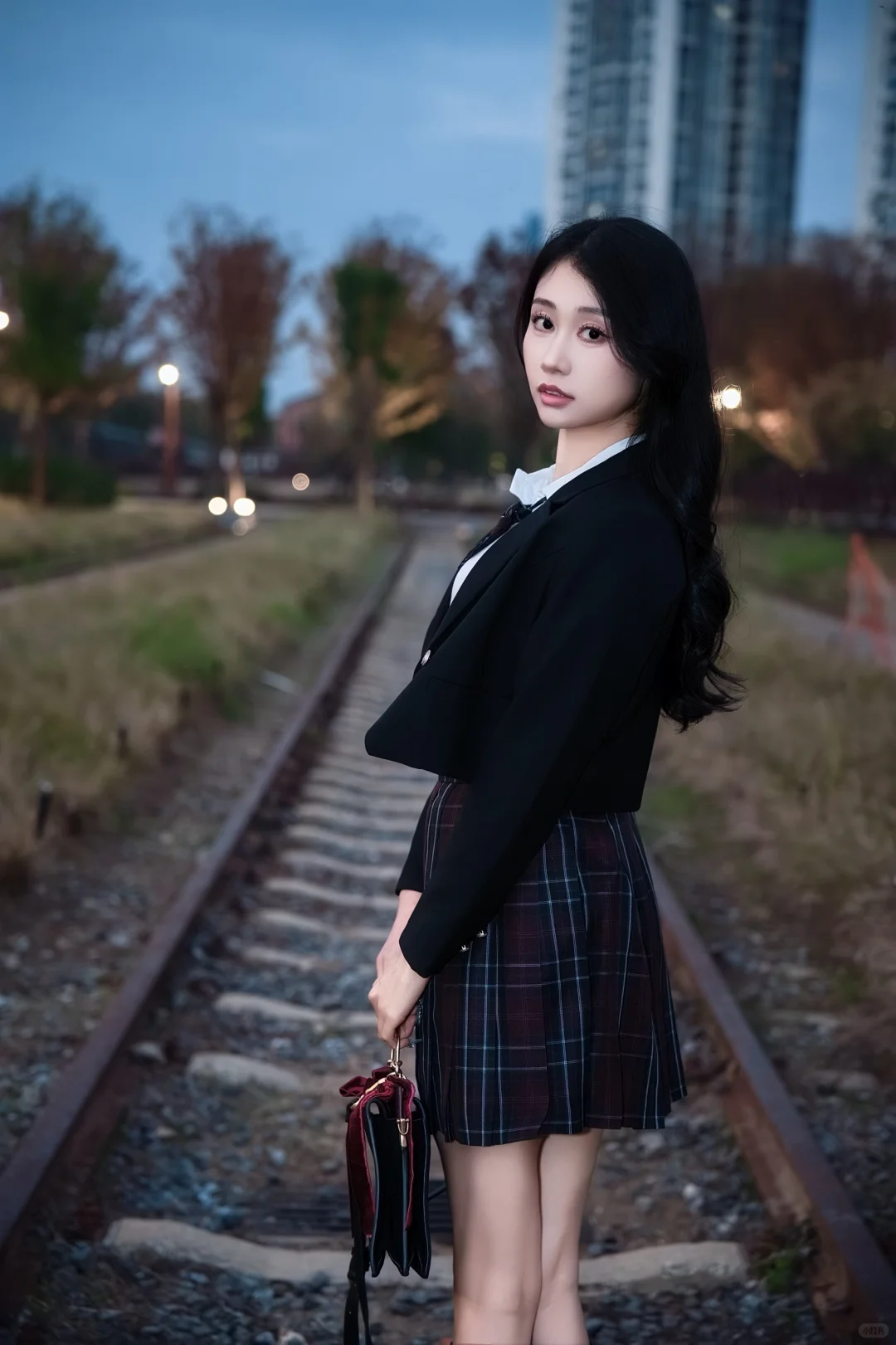 那个穿jk的长发女孩儿