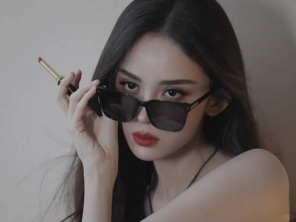 冷艳的女生——古力娜扎