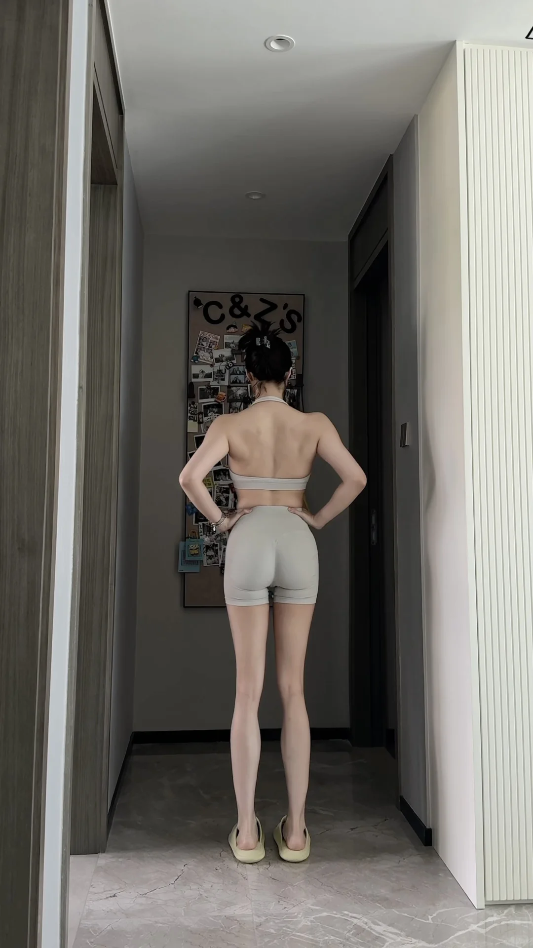 有点线条但不多💪