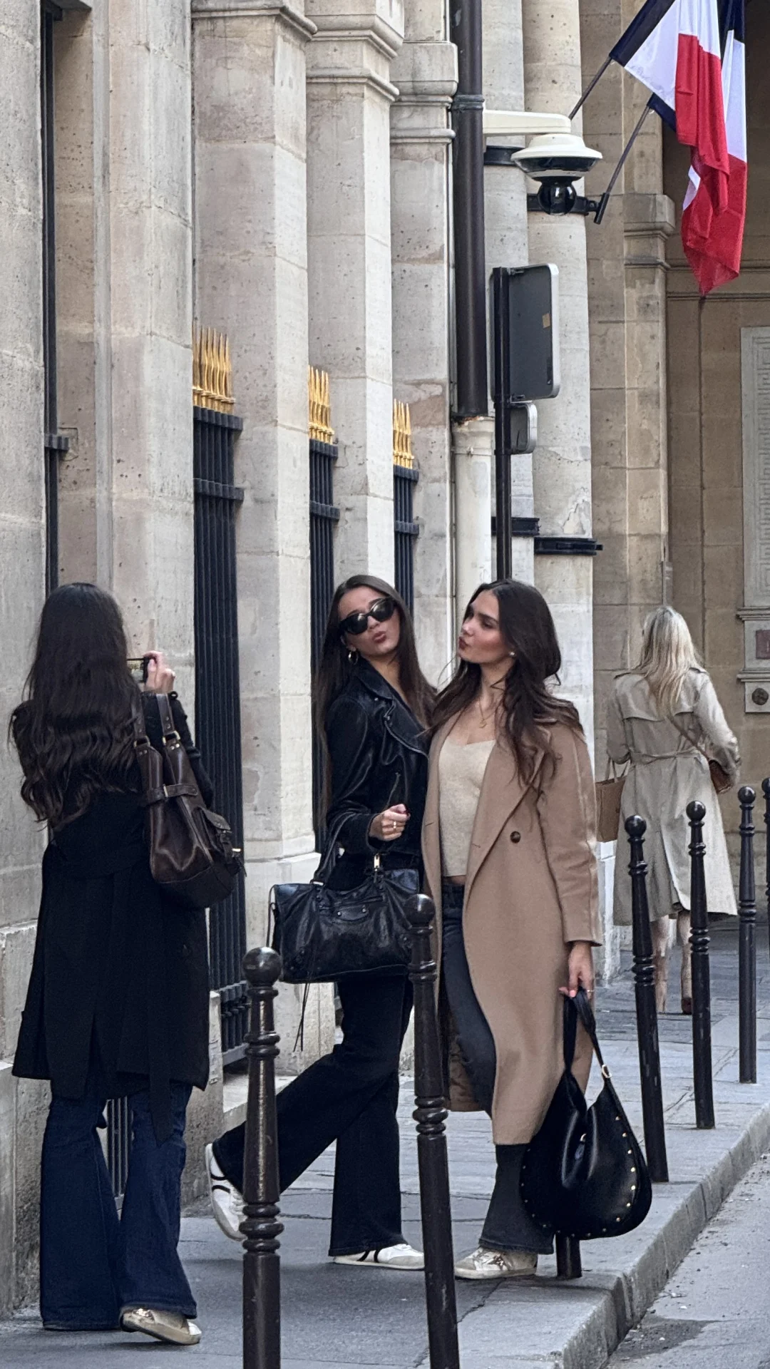 巴黎女人的“冻人”优雅，是仪式感还是伪精致？