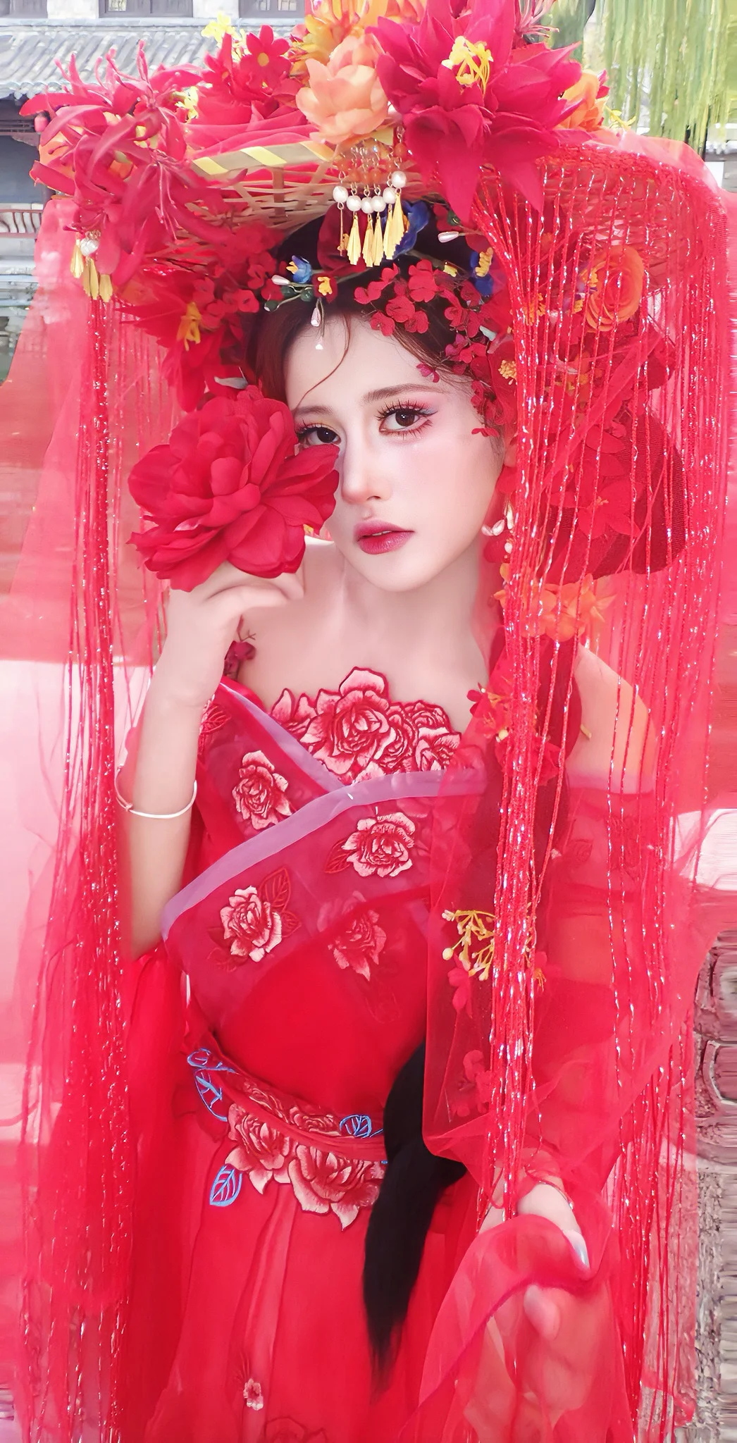 今天是石榴花成精啦