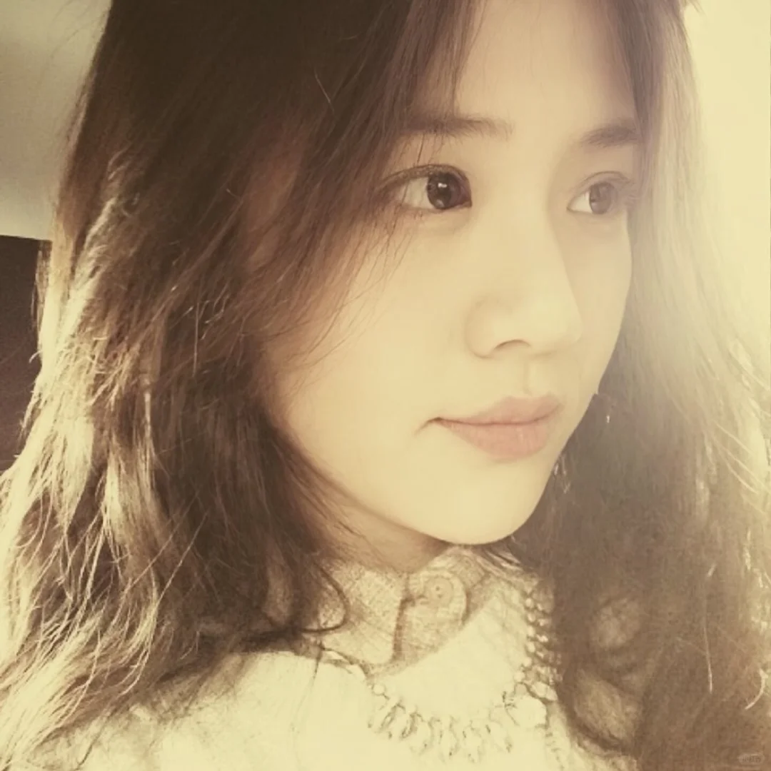 古早马思纯头像