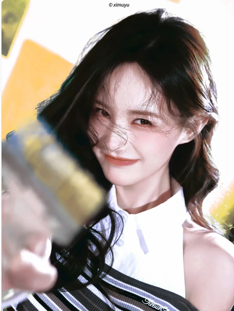 挑战发一百位女明星神图17(李一桐)