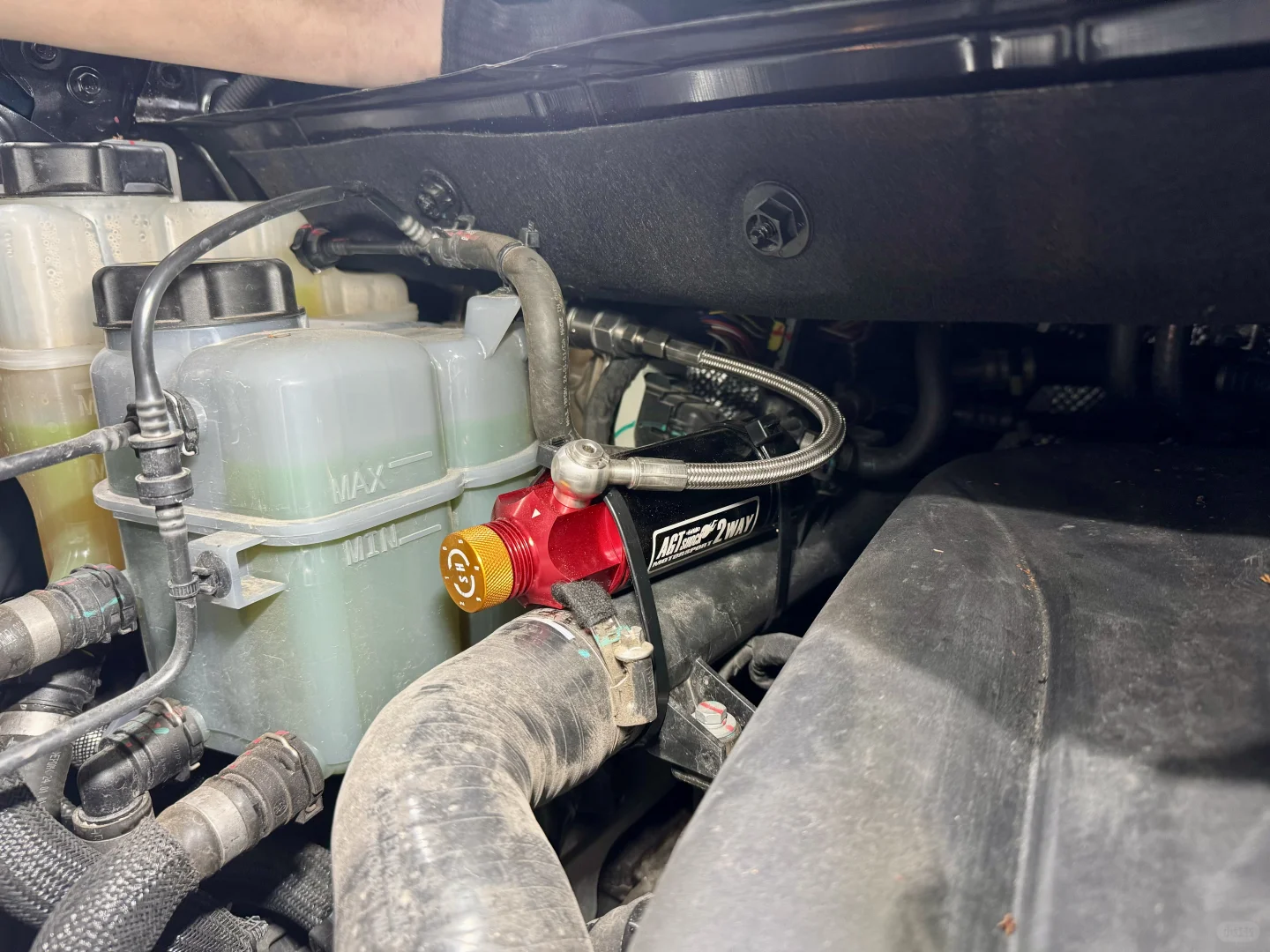 魏派高山AGT 2way氮气避震全国首装