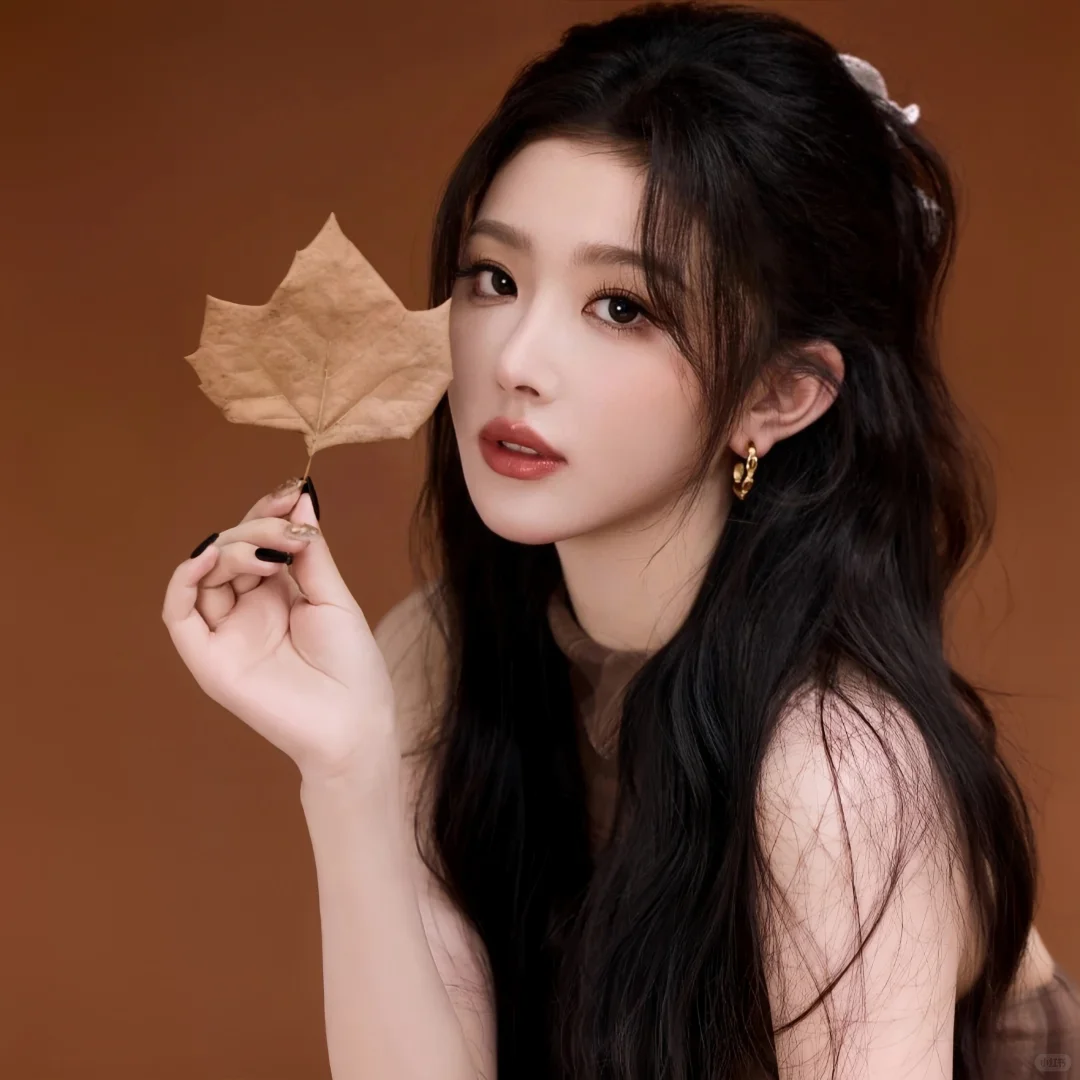 𝑾𝒆𝑪𝒉𝒂𝒕女头 | 孔雪儿