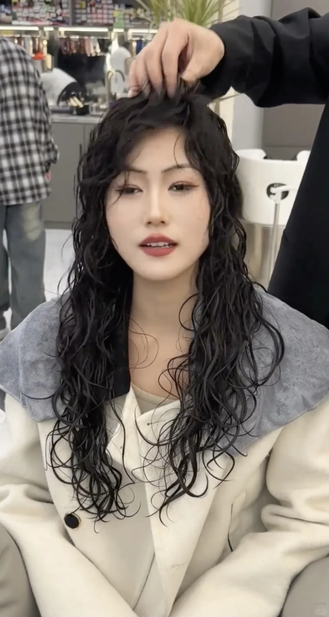 惠州方圆脸的姐妹都给我去烫这款云朵烫卷发