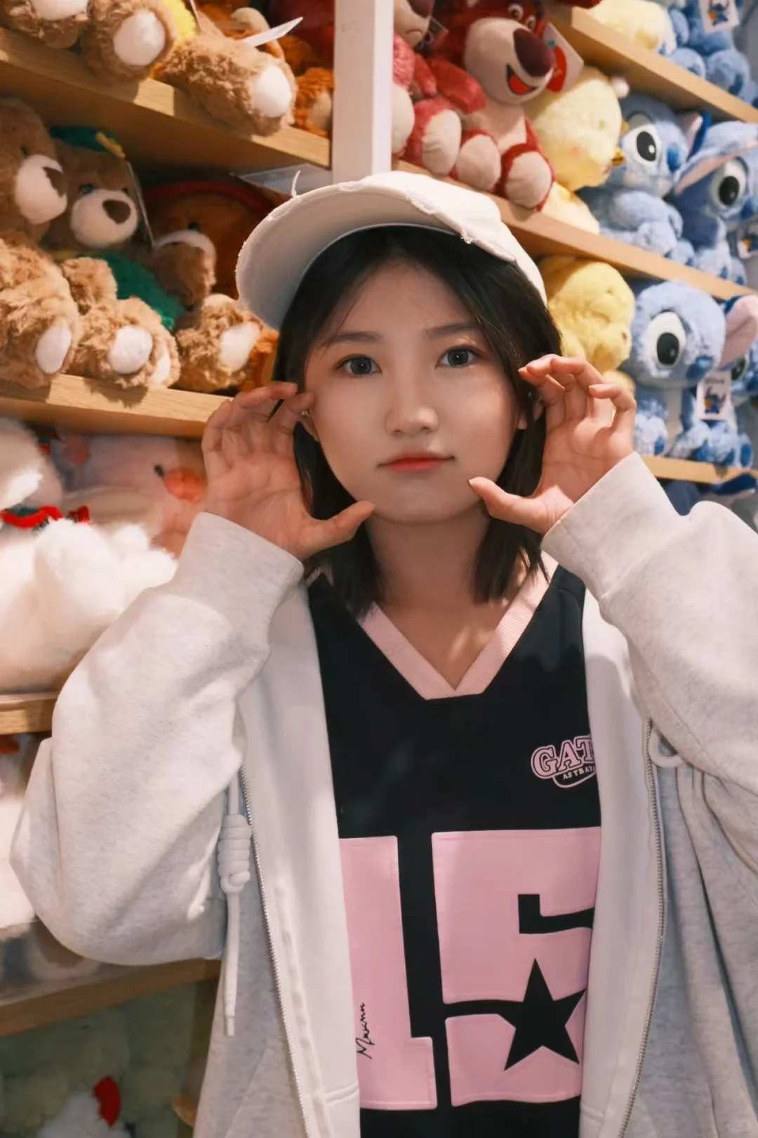 大同女摄约拍互勉～名创优品拍照姿势