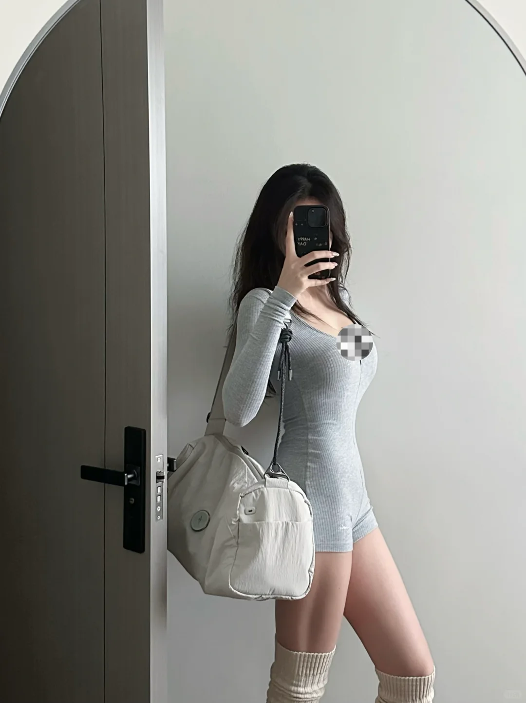 啊啊好爱又瘦又有肉的身材！！