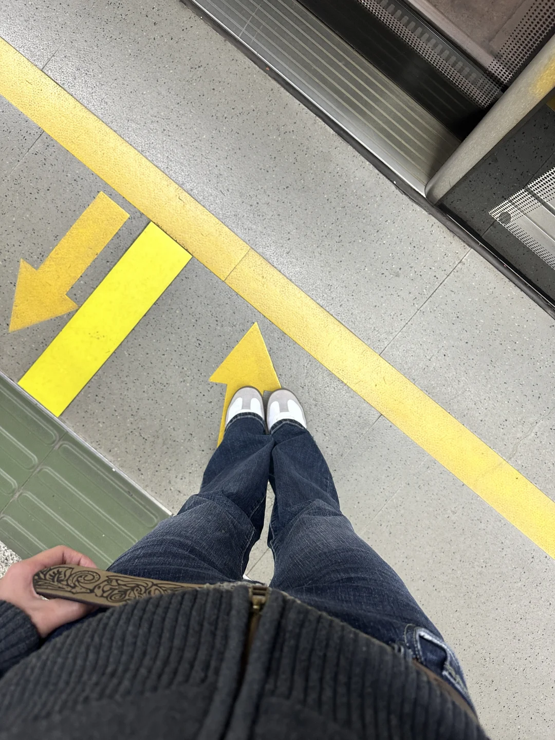 复古味的ootd🪵提前过秋天了