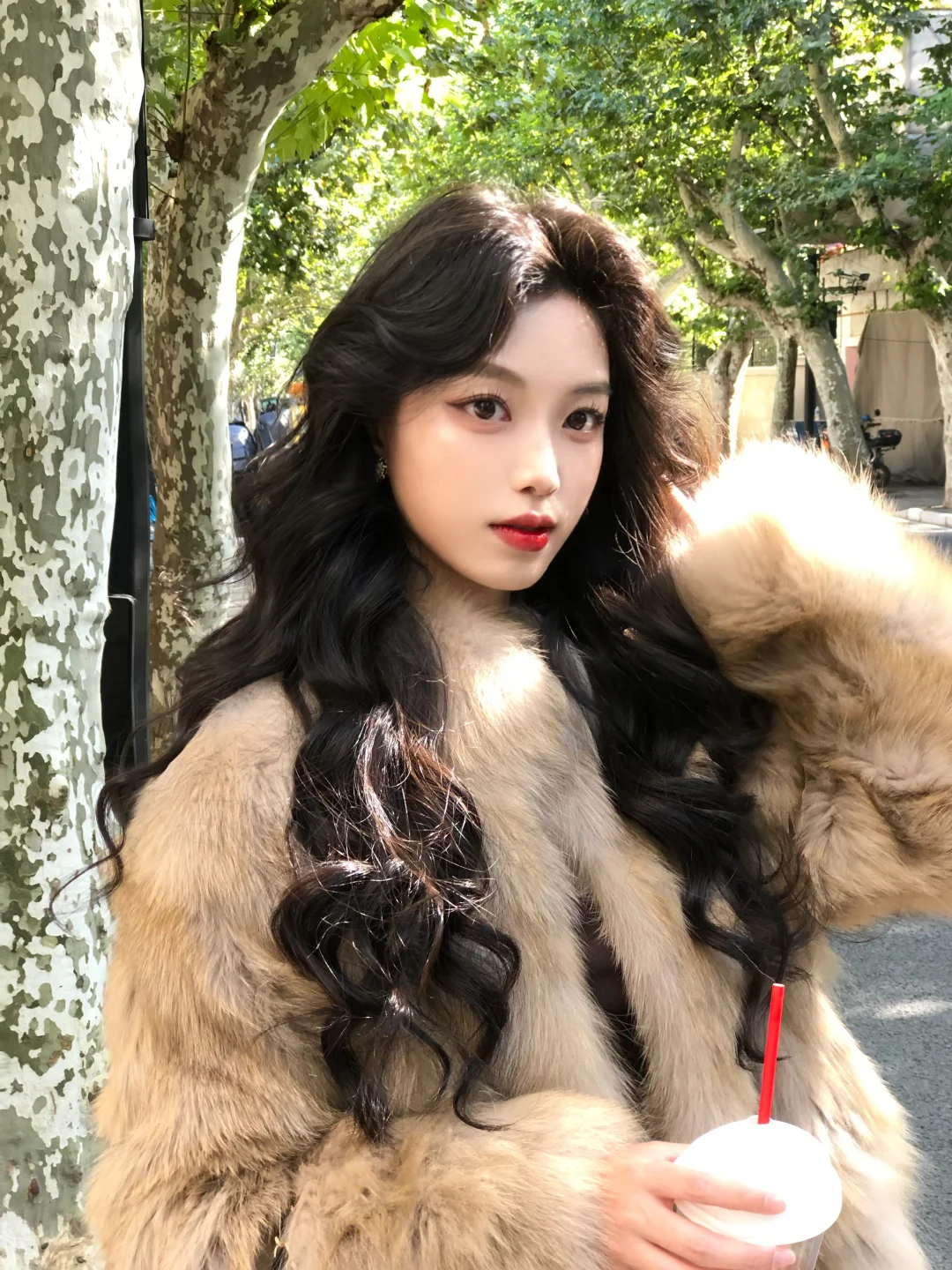 路上会多看一眼的大姐姐