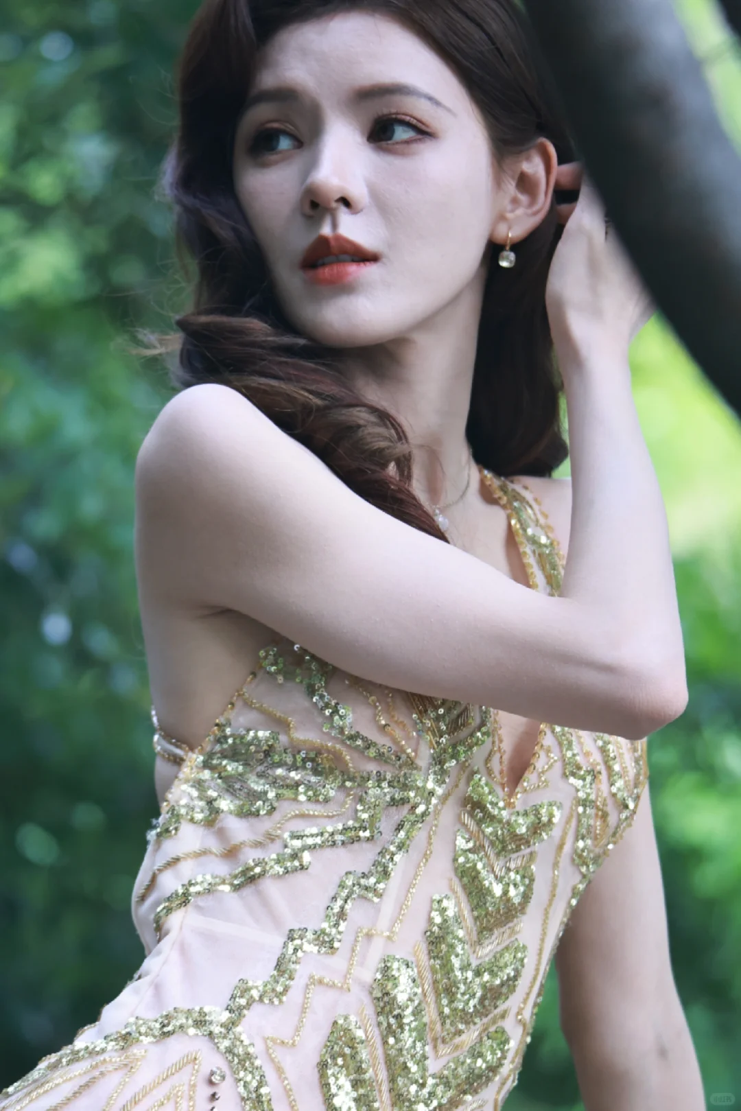 被张予曦惊艳了！礼服也藏不住的火辣！💃