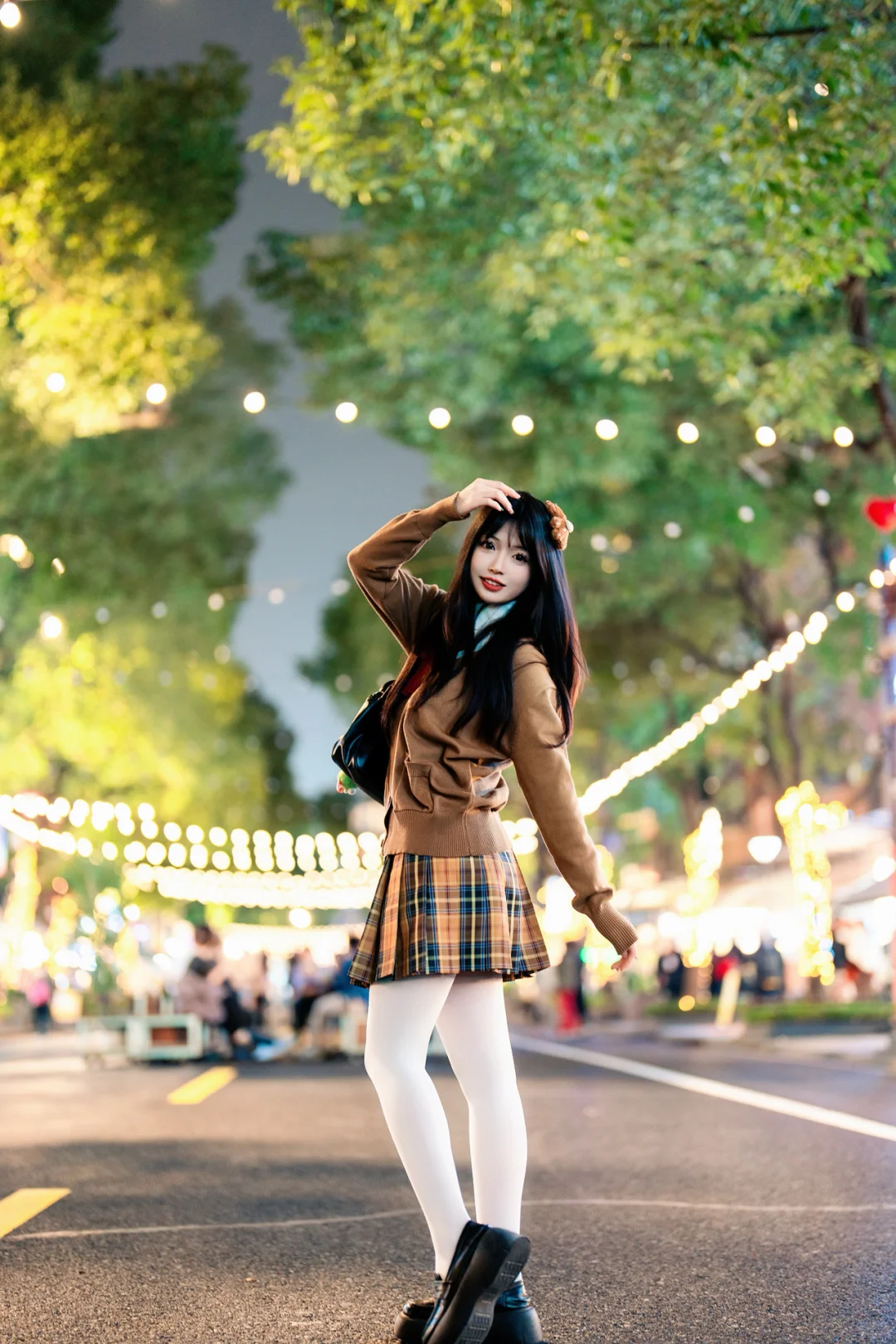 喜欢你才装可爱 你以为卖萌很轻松吗 ˶˃