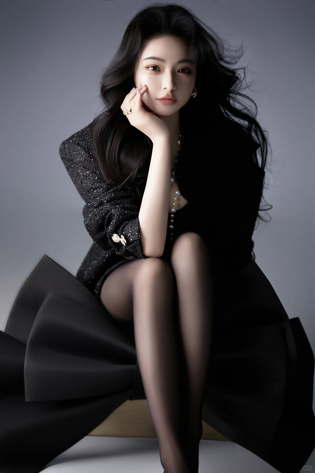 这组性感不低俗的高级黑丝写真，斩男又斩女