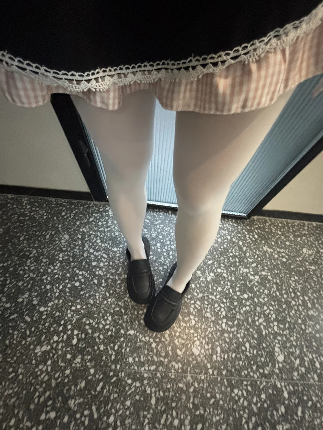 谁懂！白连裤袜+JK直接嫩回高中生👧