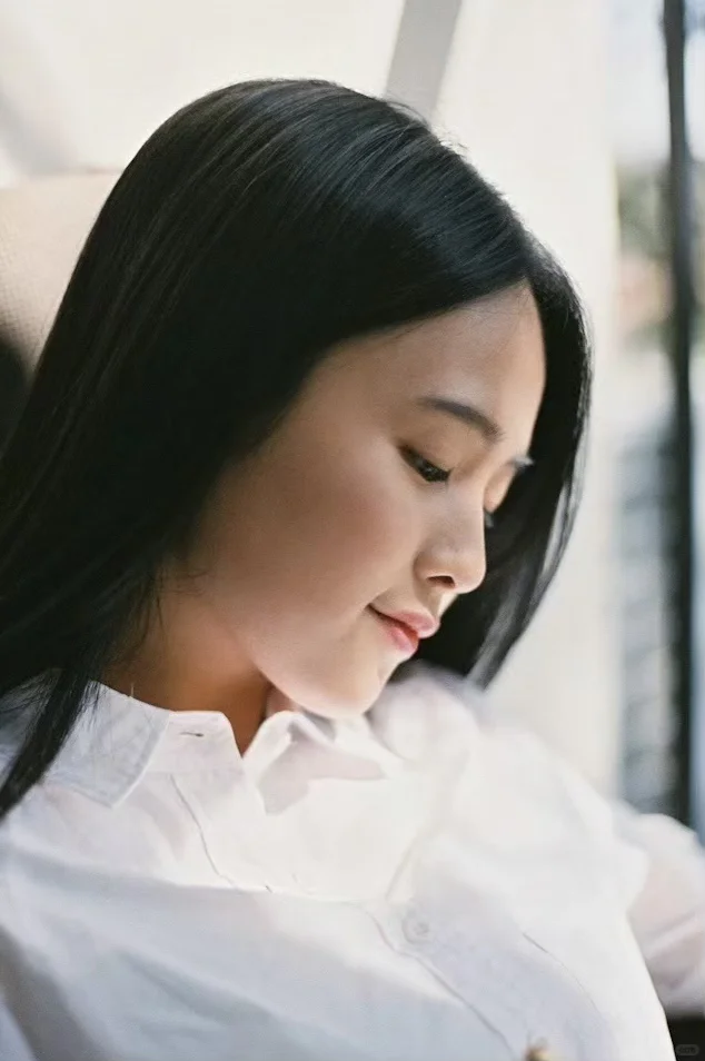 白鹿出道前就好看