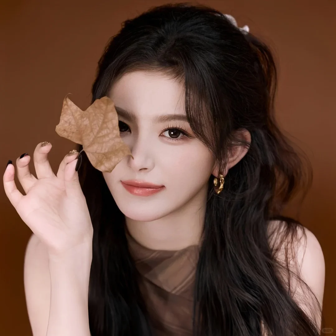 𝑾𝒆𝑪𝒉𝒂𝒕女头 | 孔雪儿